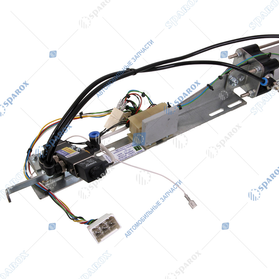 тяга привода двери паз 3204. школьный автобус паз 32053-70 двери с открытыми дверями. икарус 260 перегородка кабины. паз 672 подвеска. школьный автобус паз 32053-70 двери.