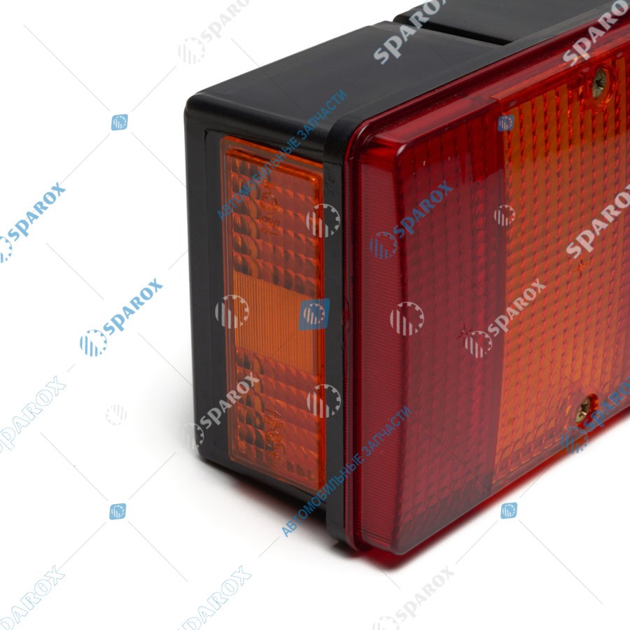 56-3776-02 Фонарь задний Камаз,МАЗ,УРАЛ правый 24В байонет сзади по центру (Евросвет)