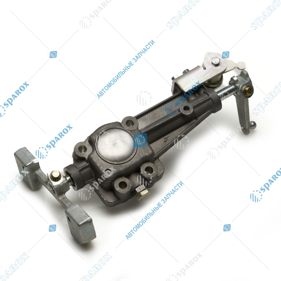 C40R13-1702208-01 Крышка механизма управления КПП ГАЗон NEXT, ПАЗ Вектор NEXT (ОАО ГАЗ)