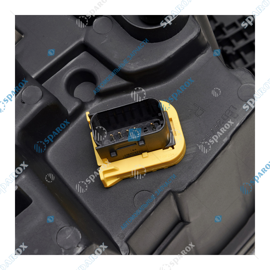 MARSHALL-M341346R Фара головного света KMZ 54901, правая о.н. 54901-3711010